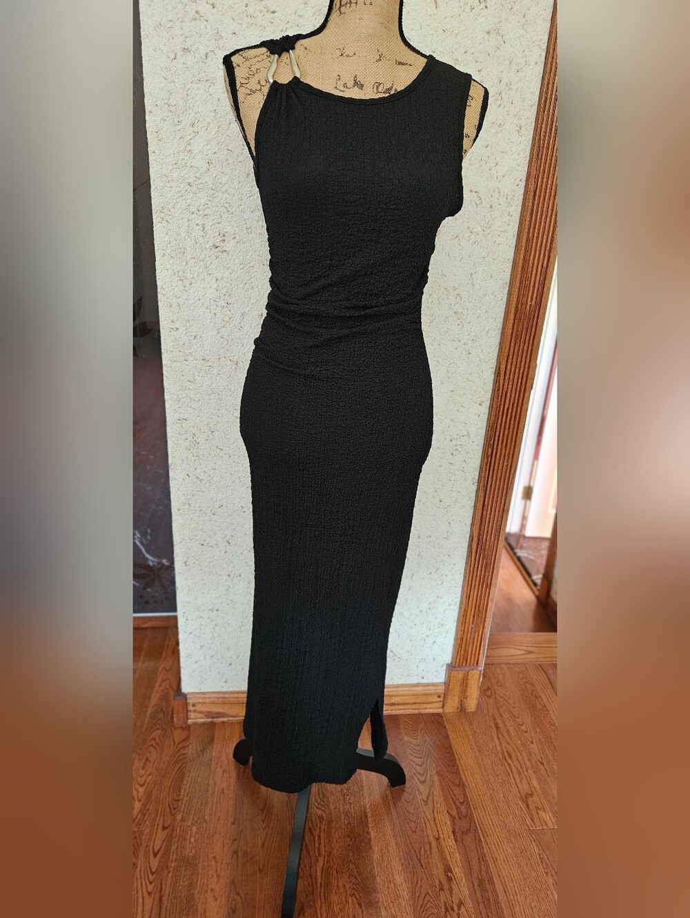 Brand New With Tag Gorgeous Sexy Bodycone Dress.  Size Medium
